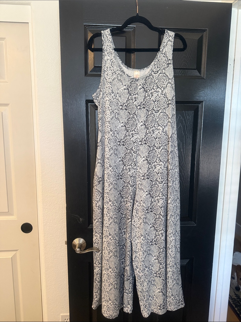 Sleeveless Snake-Print Jumpsuit - Gray